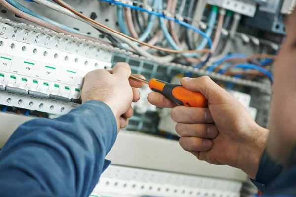 Electrical repair services in North Lauderdale, FL